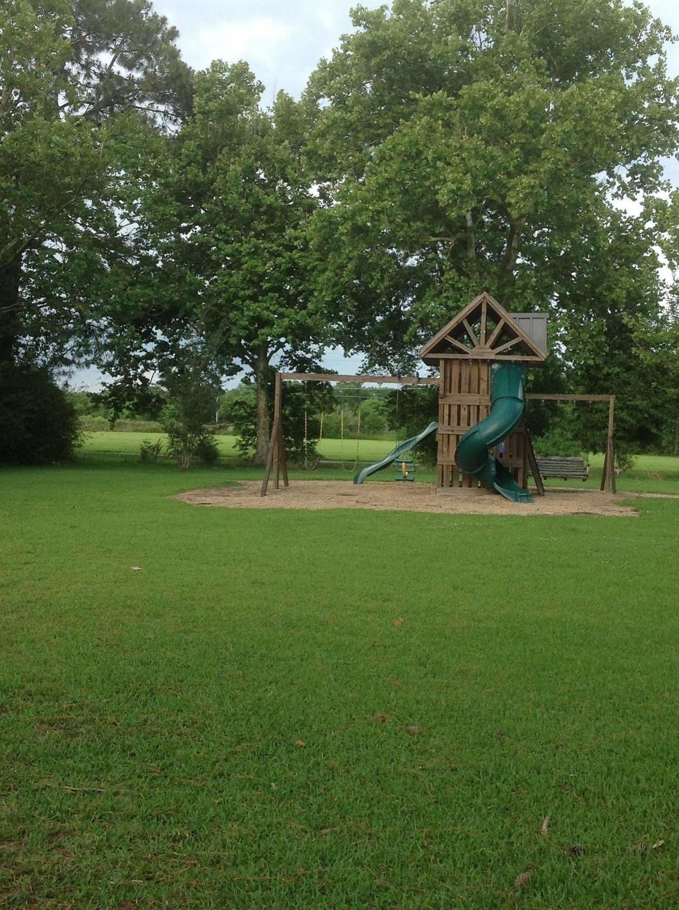 L'Acadie Inn & Rv Park Eunice Экстерьер фото