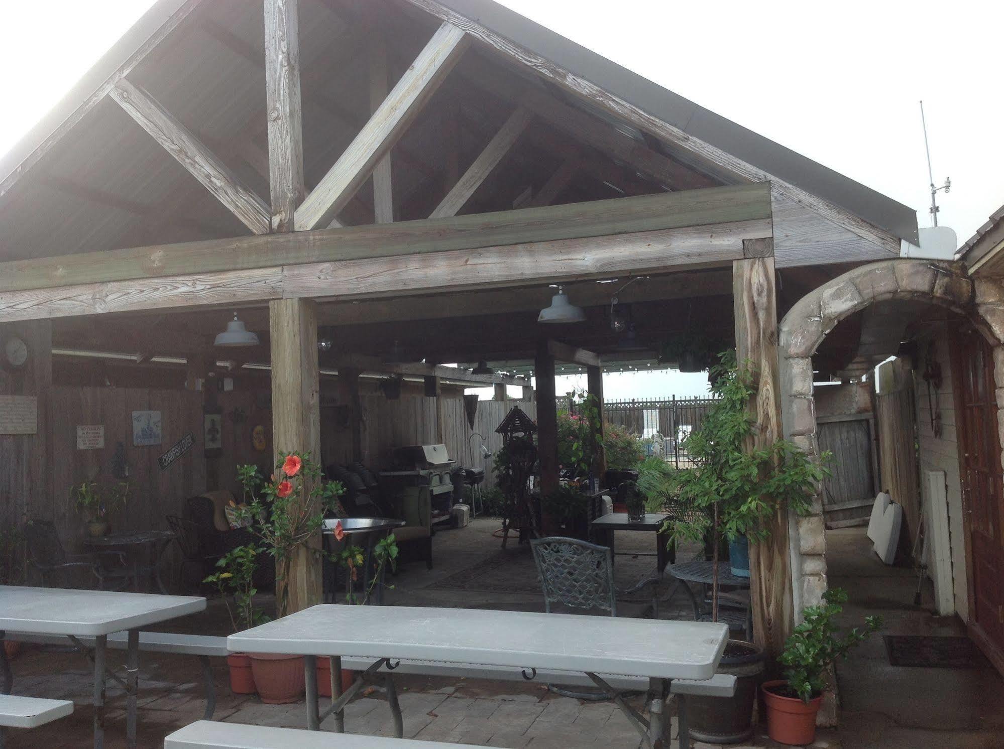 L'Acadie Inn & Rv Park Eunice Экстерьер фото